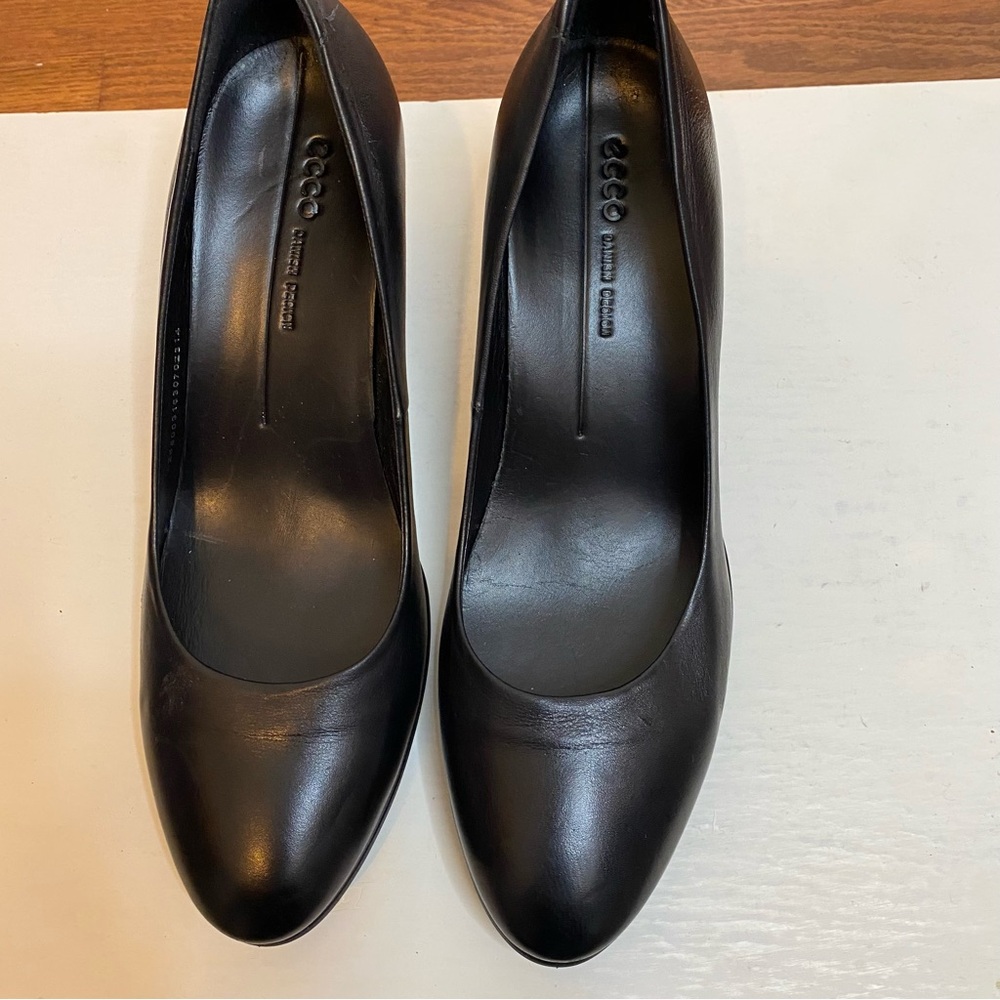 Ecco  pump 9-9.5 black